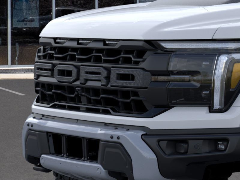 2025 Ford F-150 Raptor - Photo 39
