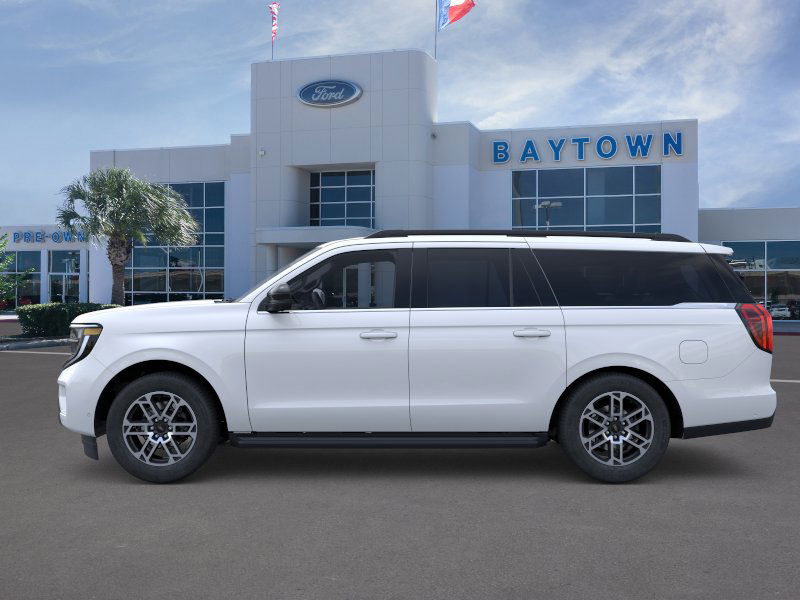2025 Ford Expedition MAX photo 3