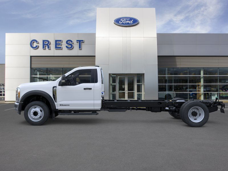 2026 Ford F-550 photo 3