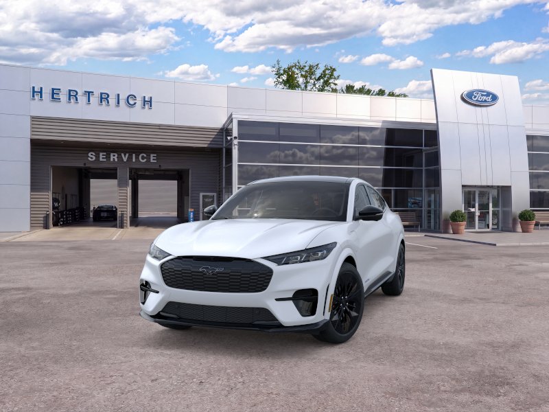 2025 Ford Mustang Mach-E GT - Photo 21