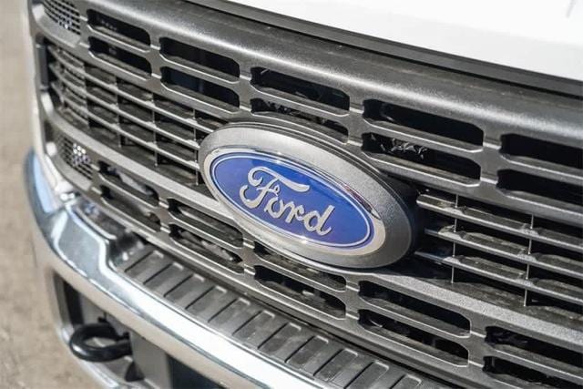 Thumbnail: 2024 Ford F-350 - 28