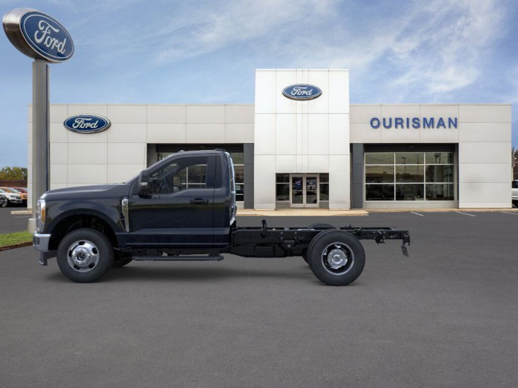 New 2026 Ford F-350 Chassis XLT Chassis