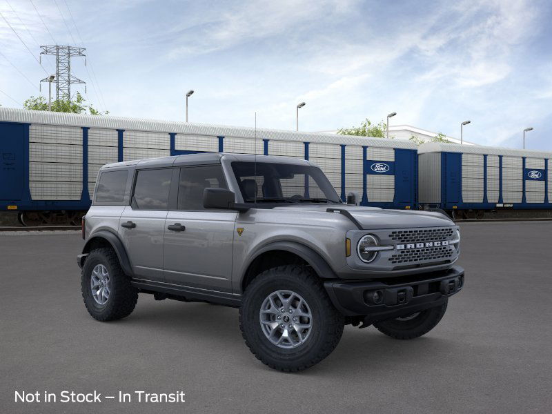 2025 Ford Bronco Badlands photo 2