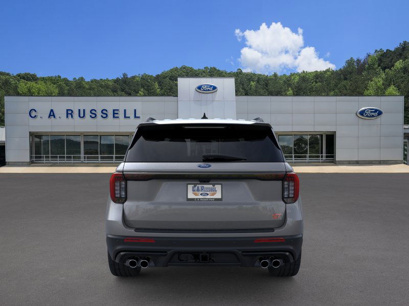 2025 Ford Explorer ST photo 7
