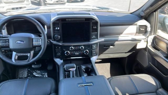 2025 Ford F-150 Platinum - Photo 71