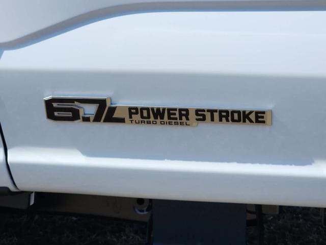 2024 Ford Super Duty F-350 SRW F-350 XL 4WD Crew Cab 179 WB 60 CA