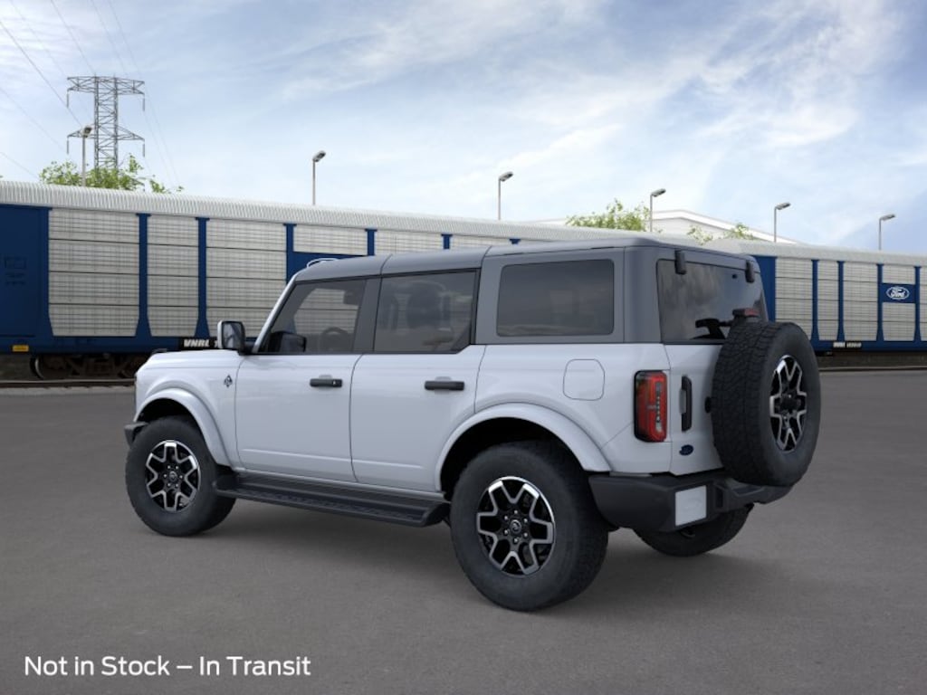 New 2026 Ford Bronco Outer Banks SUV
