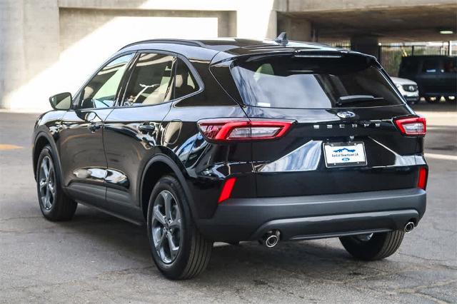 Thumbnail: 2025 Ford Escape - 38