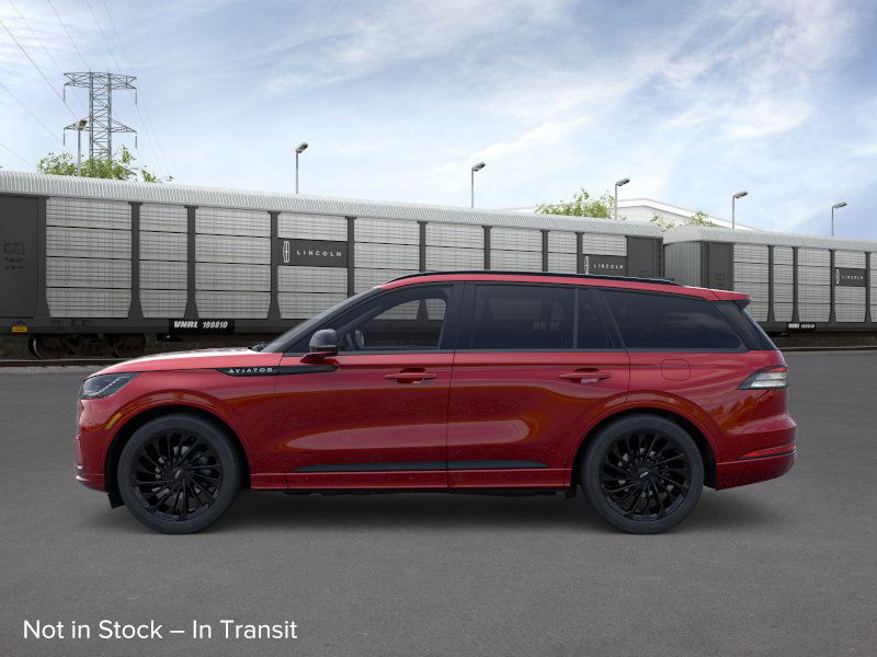2026 Lincoln Aviator Reserve photo 2