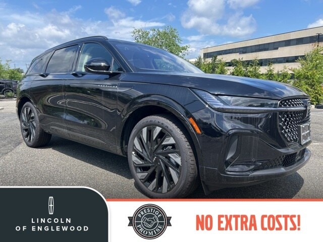 2025 Lincoln Nautilus Reserve's photo