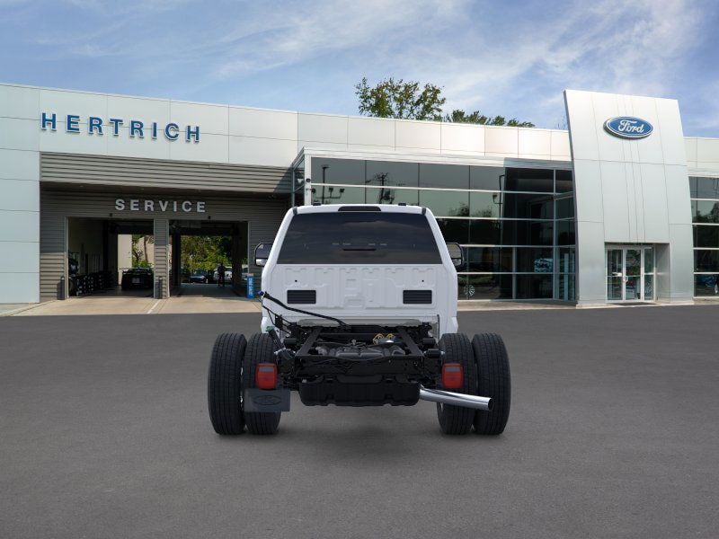 2025 Ford Super Duty F-350 DRW F-350 XL Truck Crew Cab 2025 Ford Super Duty F-350 DRW F-350 XL Truck Crew Cab