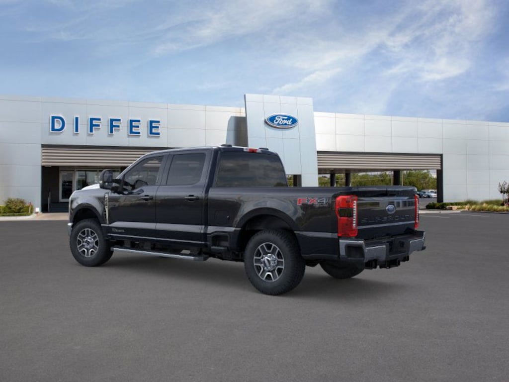 New 2025 Ford Super Duty F-250 Lariat Truck Crew Cab