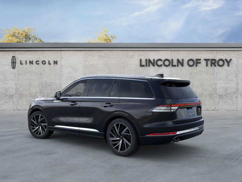 2025 Lincoln Aviator Black Label photo 4