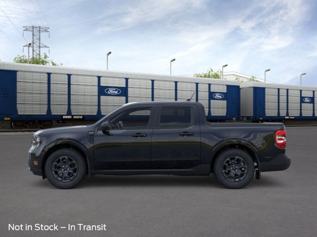 New 2025 Ford Maverick XLT Truck