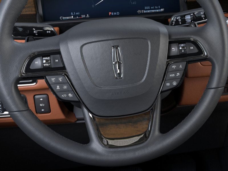 Thumbnail: 2024 Lincoln Navigator L - 40