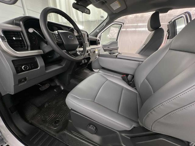 Thumbnail: 2025 Ford Econoline - 44