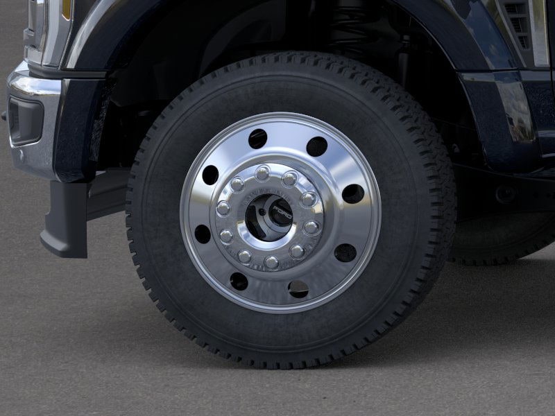 Thumbnail: 2025 Ford F-450 - 41