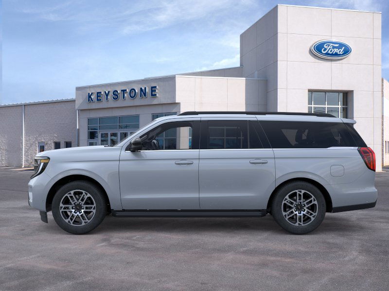 2025 Ford Expedition MAX photo 3