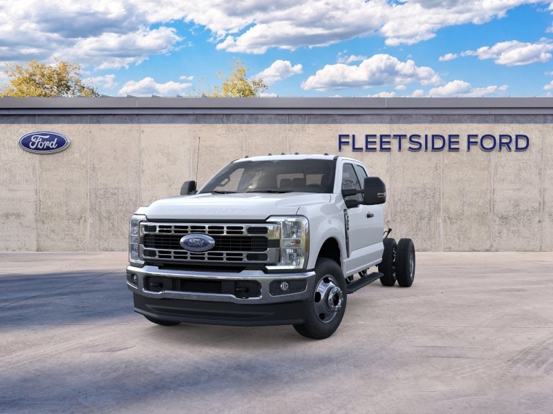 2025 Ford F-350 Super Duty Chassis Cab XL - Photo 19