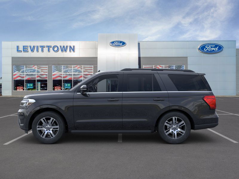 2024 Ford Expedition XLT photo 3