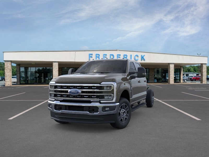2026 Ford Super Duty F-350 SRW Chassis Cab F-350&reg; Lariat&reg; 4WD Crew Cab 179 WB 60 CA