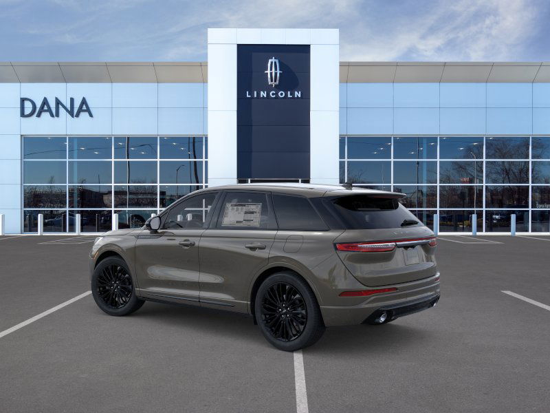 2025 Lincoln Corsair Premiere photo 4