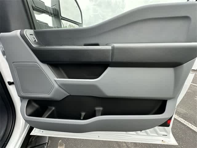 Thumbnail: 2025 Ford Econoline - 45