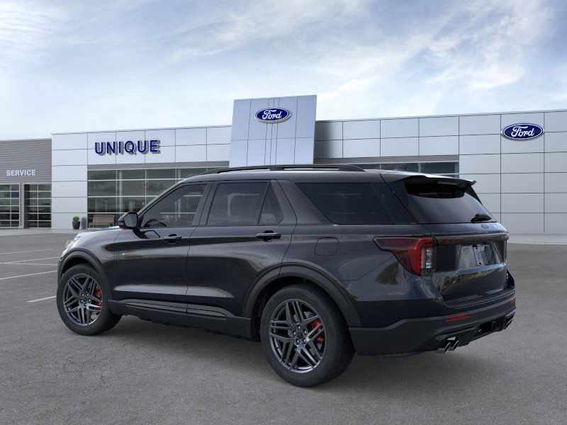 2025 Ford Explorer ST photo 18