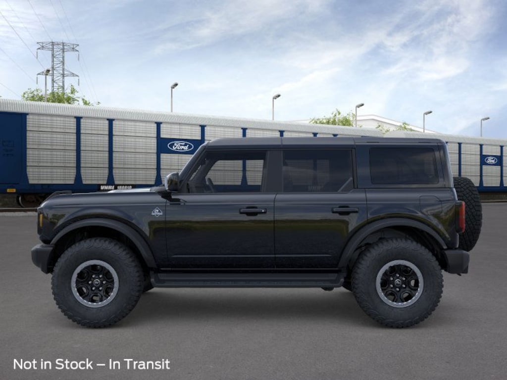 New 2025 Ford Bronco Outer Banks SUV