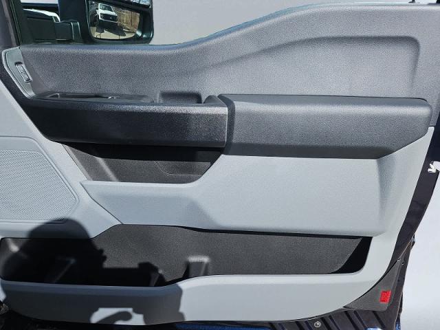 2025 Ford F-250 Super Duty XL - Photo 35