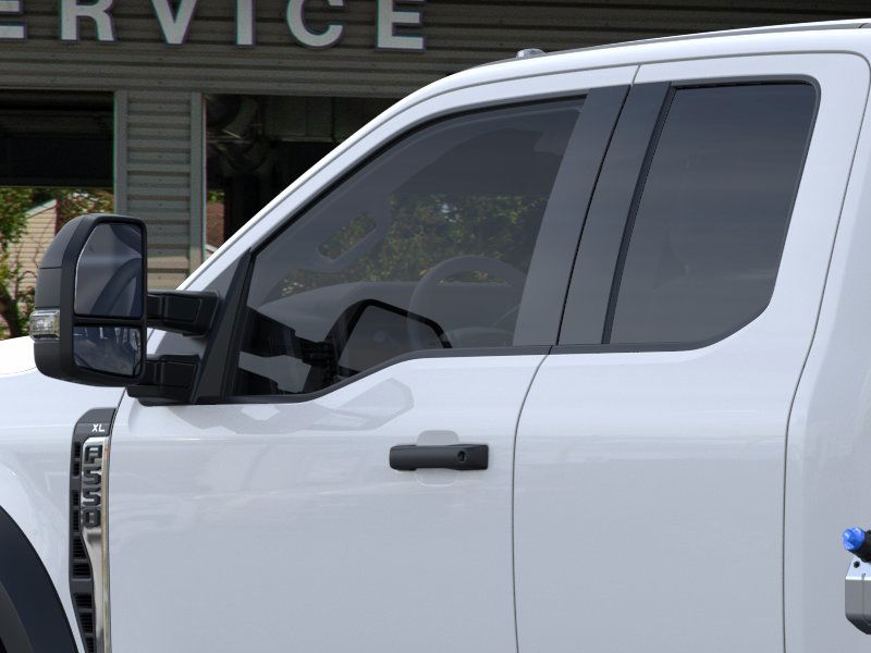 2025 Ford Super Duty F-550 DRW F-550 XL Truck Super Cab
