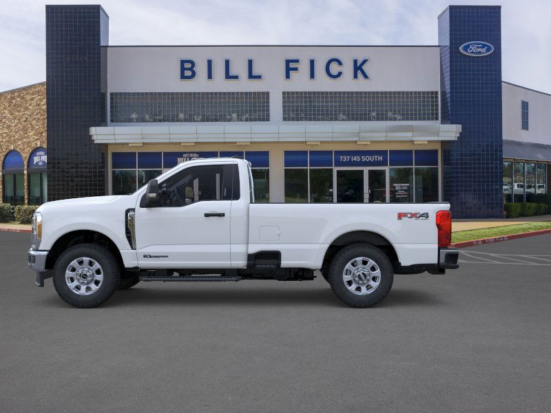 2023 Ford F-350 photo 2
