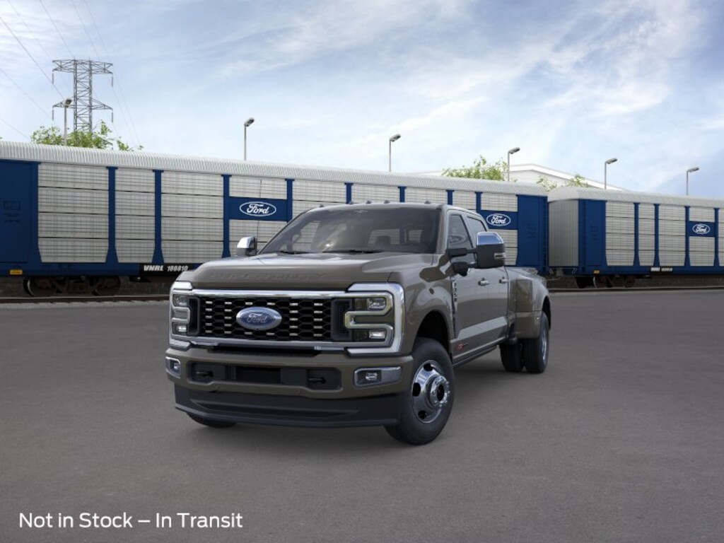 New 2026 Ford Super Duty F-350 DRW Platinum Crew Cab Pickup