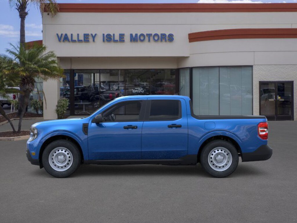 New 2025 Ford Maverick XL TRUCK
