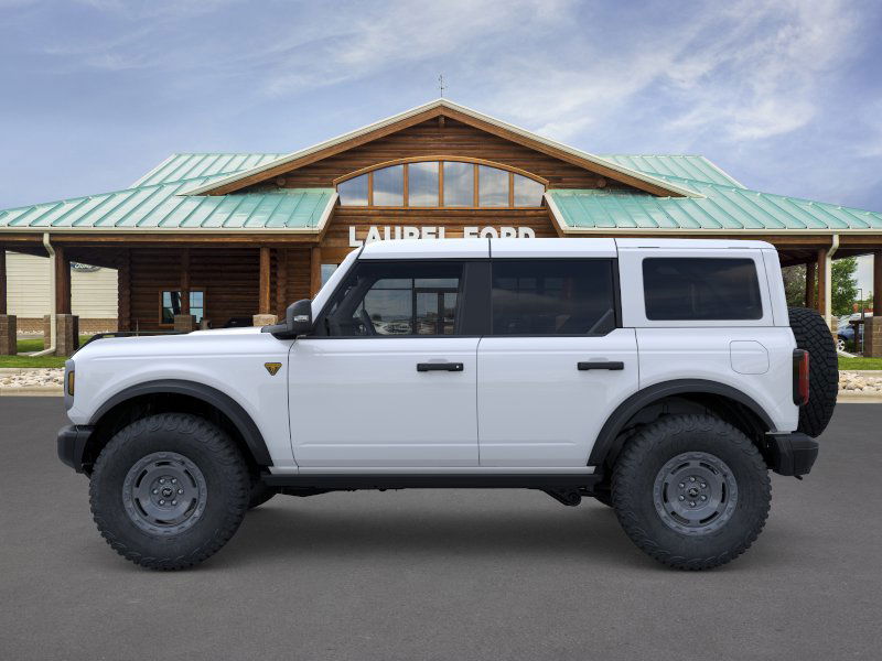 2025 Ford Bronco Badlands photo 3