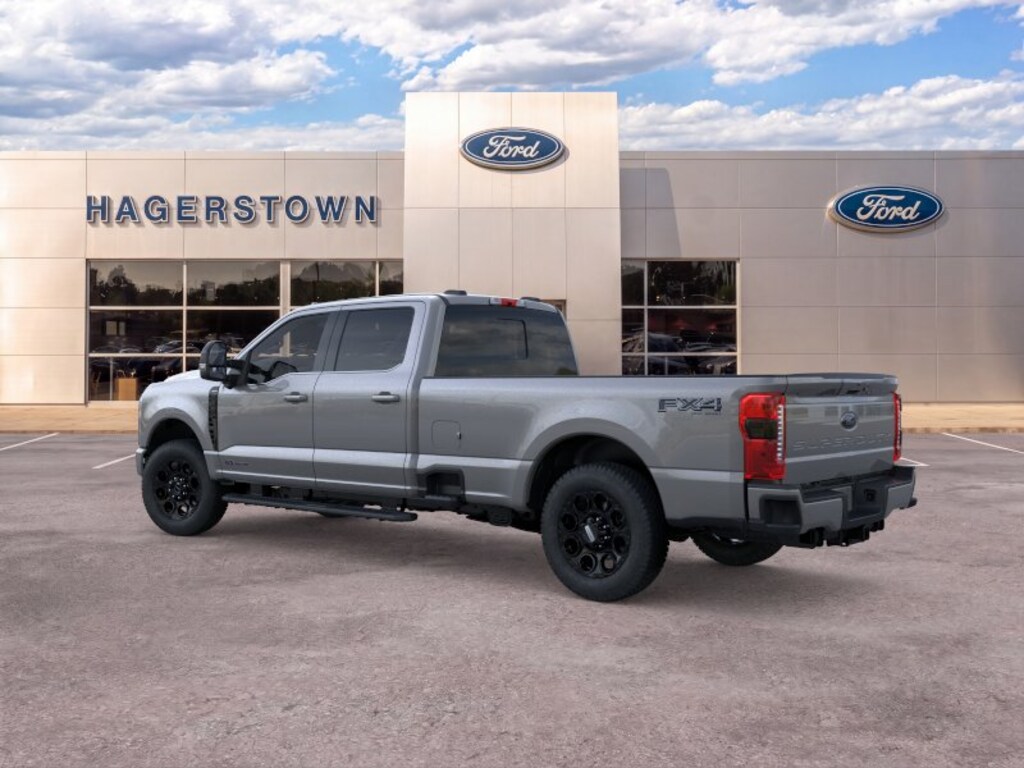 New 2026 Ford F-350 Lariat Truck Crew Cab