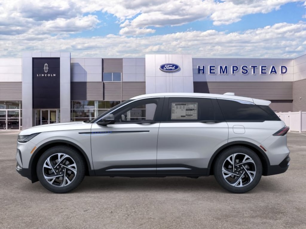New 2026 Lincoln Nautilus Premiere SUV