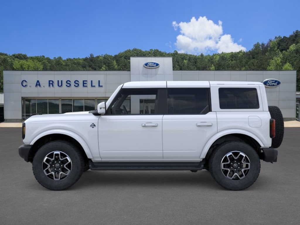 New 2025 Ford Bronco Outer Banks SUV