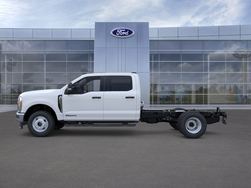 2026 Ford F-350 XL photo 3