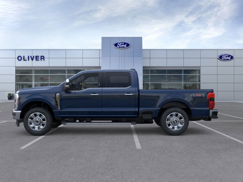 2025 Ford F-350 Lariat photo 3