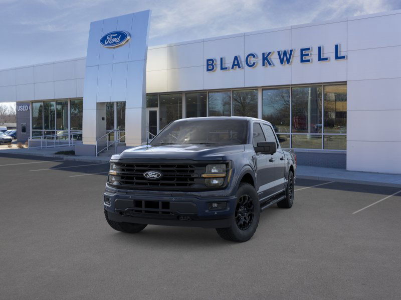 2025 Ford F-150 XLT photo 2