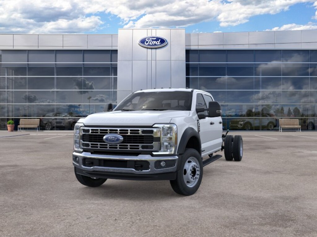 New 2026 Ford F-450 Chassis Truck Crew Cab