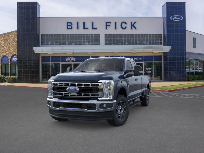 2025 Ford F-350 XLT photo 2