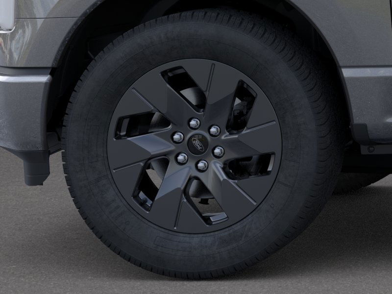 2025 Ford F-150 Lightning Flash photo 41
