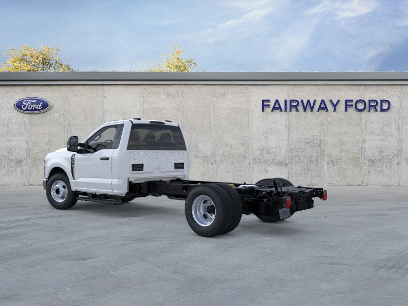 2026 Ford F-350 XL photo 4