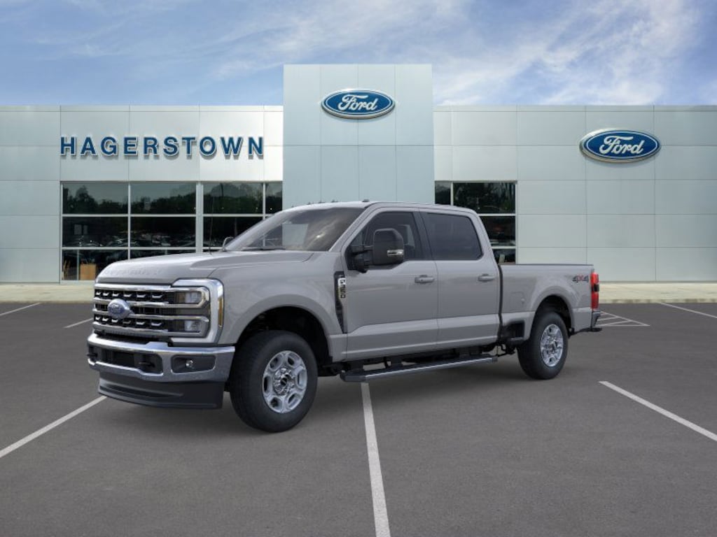 New 2026 Ford F-350 XLT Truck Crew Cab