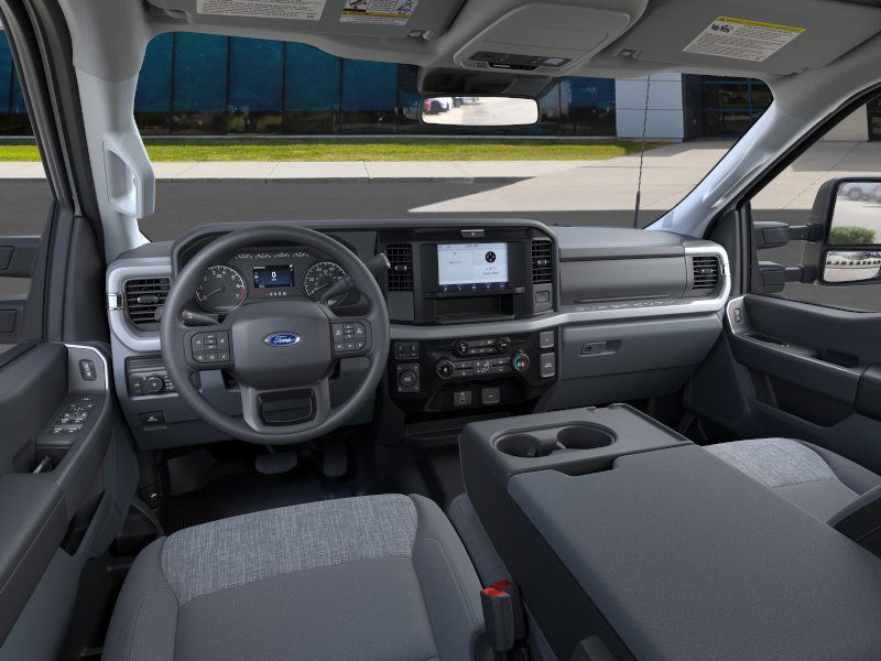 2026 Ford F-350 Super Duty XLT - Photo 9