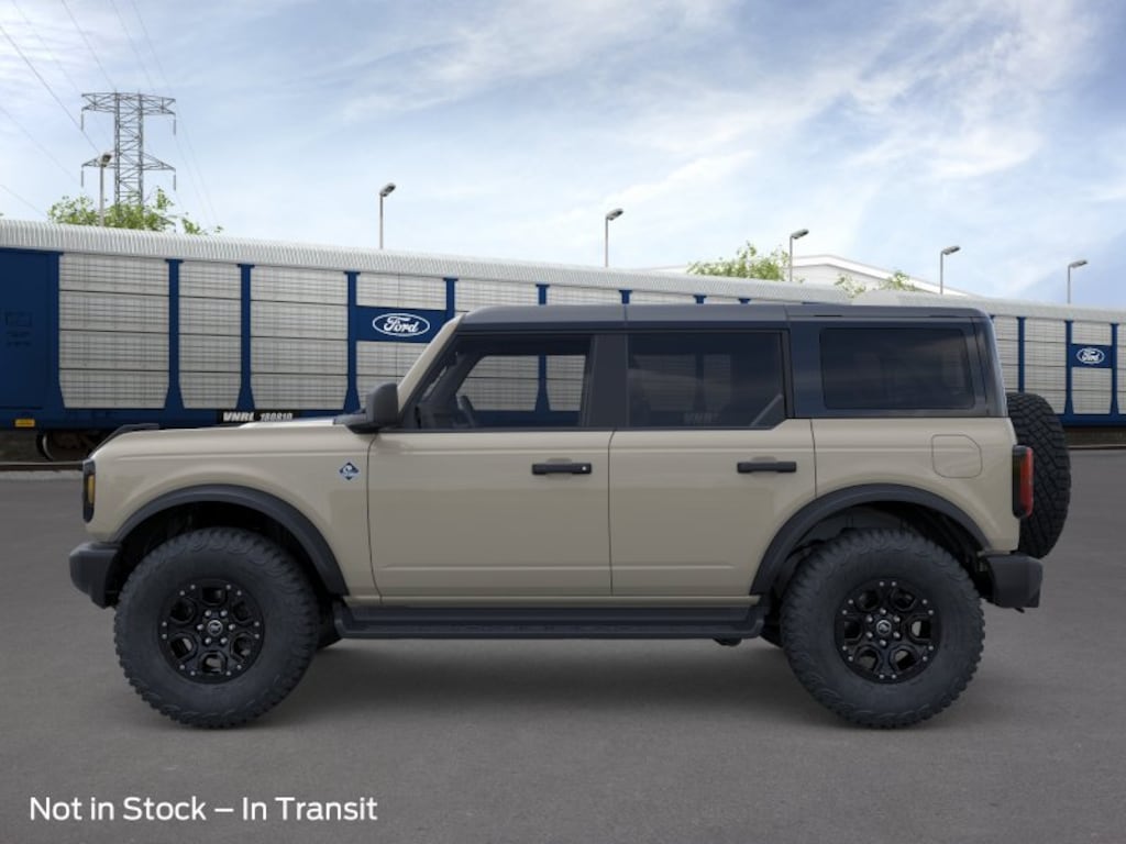 New 2026 Ford Bronco Outer Banks SUV