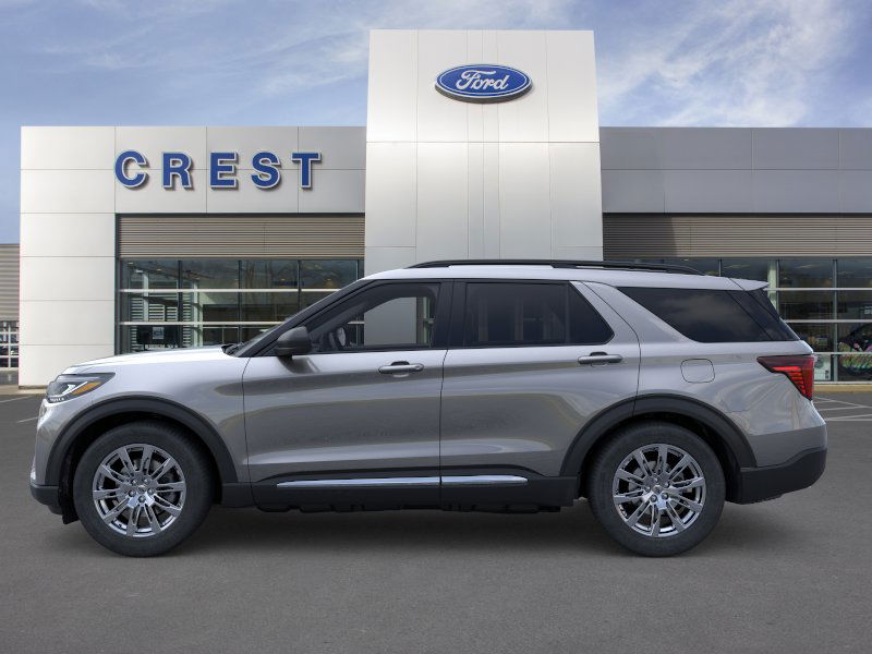 2025 Ford Explorer photo 3