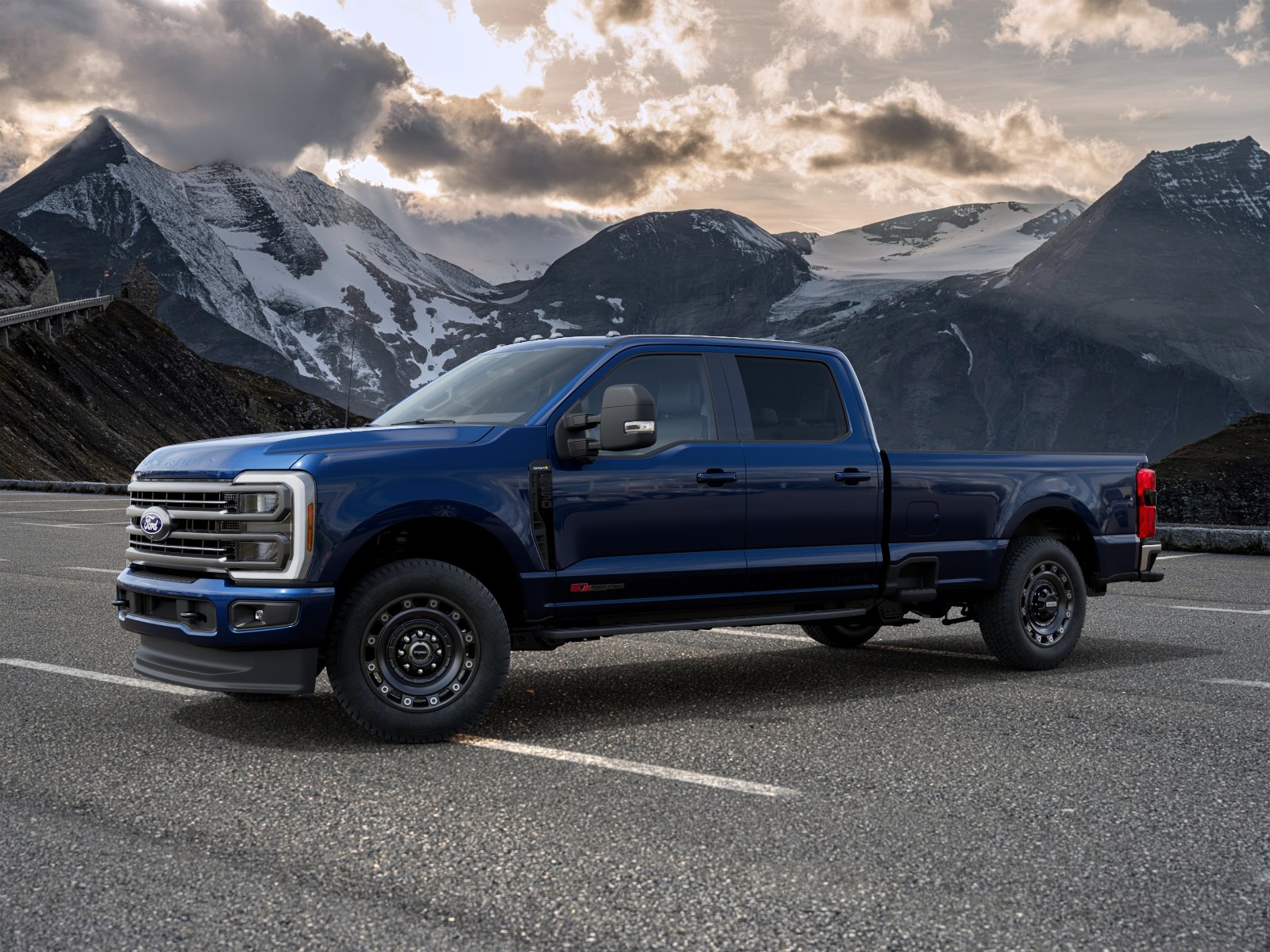 New 2027 Ford F-250SD XLT Truck